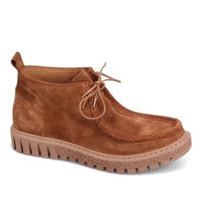 Bueno Women Sana Boot In Chestnut In Brown