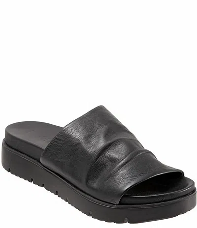 Bueno Women's Splash Sandals In Black