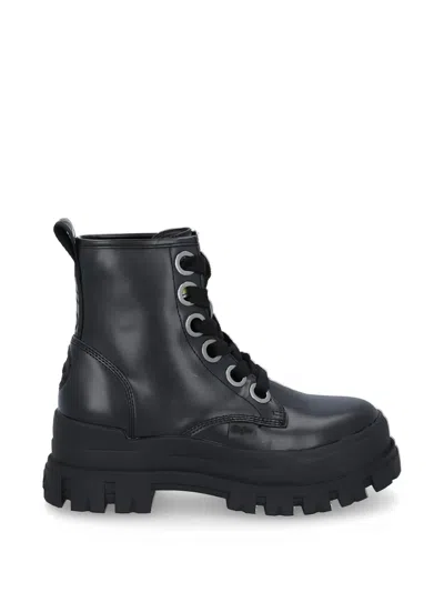 Buffalo Eyelet Combat Boots In Black