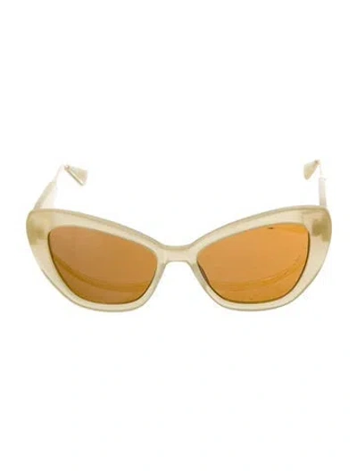 Pre-owned Bugatti Cat-eye Tinted Sunglasses In Neutral