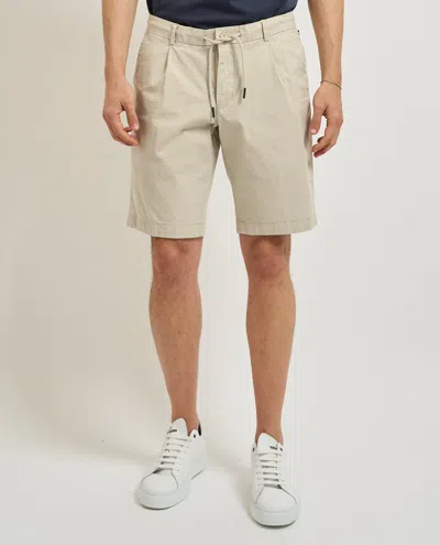 Bugatti Shorts In Beige Chari