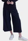 Buki Resort Crop Pant In Black In Blue