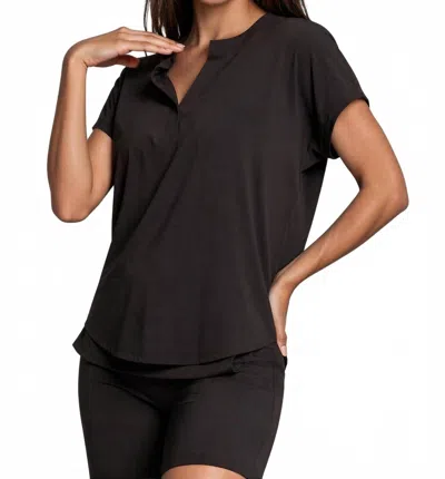 Buki Resort Vee Short Sleeve Popover Shirt In Black