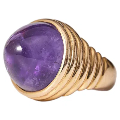 Pre-owned Bulgari 14ct Amethyst Sugarloaf Cocktail Ring In 18kt Gold, 1970s In Purple