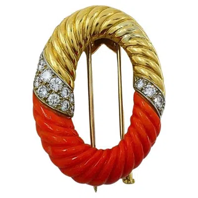 Pre-owned Bulgari Bvlgari  18k Gold Coral Diamond Oval Brooch In Red