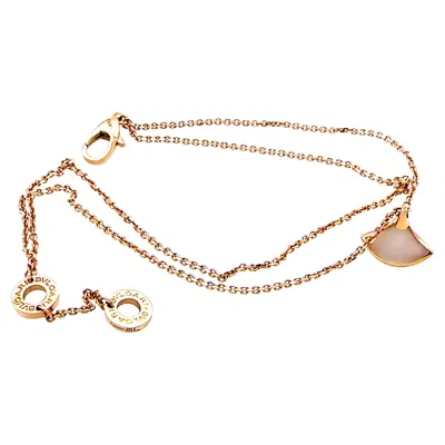 Pre-owned Bulgari Bvlgari Divas' Dream 18ct Rose Gold Mother-of-pearl Bracelet 3.93g In Red