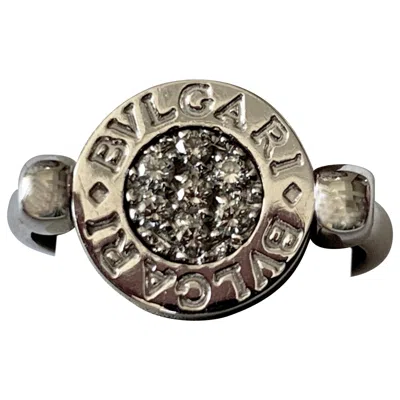 Pre-owned Bulgari Twisted Ring In 18 Karat White Gold, Diamonds And Onyx