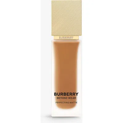Burberry 110 Deep Neutral Beyond Wear Perfecting Matte Foundation 30ml In White