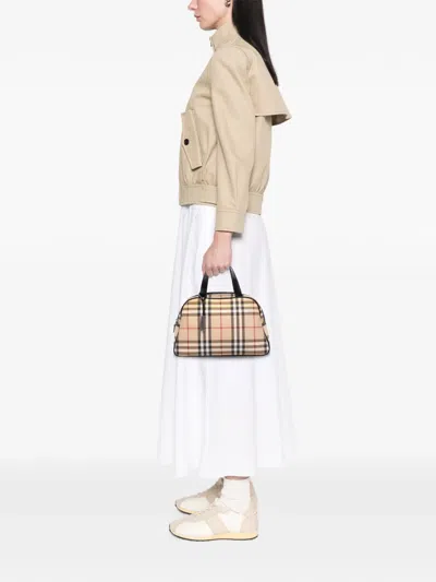 Pre-owned Burberry 2000-2017 House Check Canvas Handbag In Brown