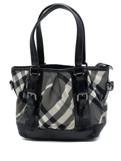 Pre-owned Burberry 2000-2017 Beat Check Nylon And Patent Lowry Satchel In Grey