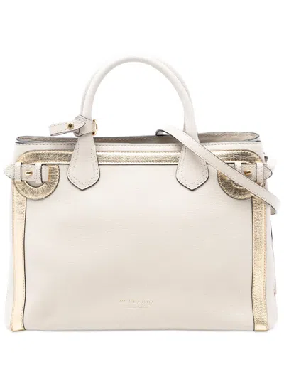 Pre-owned Burberry 2000-2017 Medium Bicolor Leather And House Check Banner Satchel In White