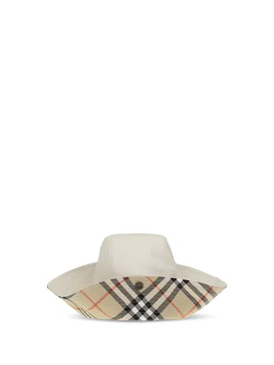 Burberry 8126554 Check-lined Cotton Bucket Hat In Beige