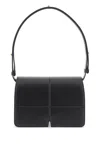 Burberry Womens Black Snip Logo-embellished Leather Shoulder Bag In 黑色的