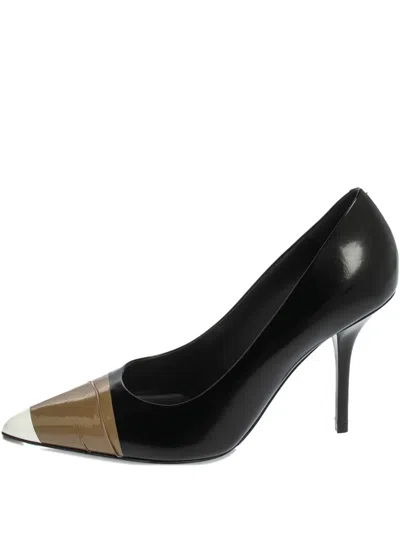 Pre-owned Burberry 90mm Annalise Patent Leather Pumps In Black
