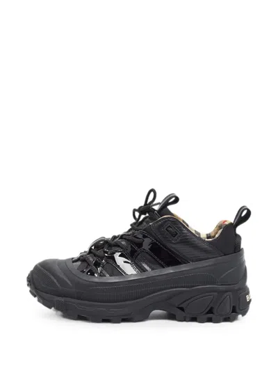 Pre-owned Burberry Arthur Sneakers In Black