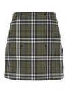 Burberry Women Au25-ww-giu-4.5.025 In Brown