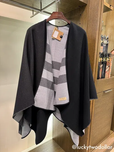 Pre-owned Burberry Authentic  Reversible Black & Grey House Check Wool Cape Made In Italy In Gray
