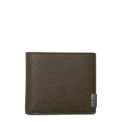 Burberry B-plaque Leather Bi-fold Wallet In Green