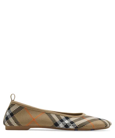 Burberry Ballet Flats In Brown