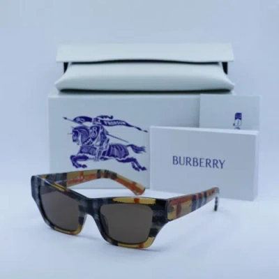 Pre-owned Burberry Be4441u 414673 Check Sand/dark Brown 52-19-140 Sunglasses