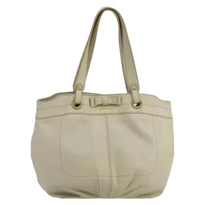Pre-owned Burberry Beige Leather Tote Bag ()