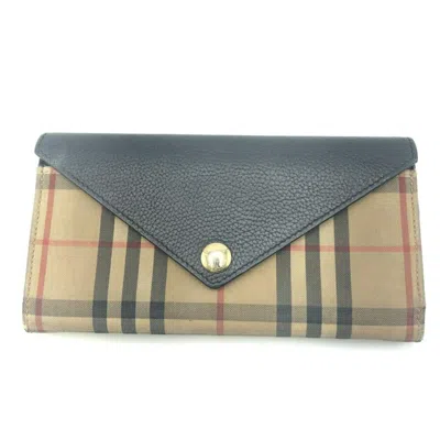 Pre-owned Burberry Beige Navy Leather Long Wallet (bi-fold) () In Beige, Navy