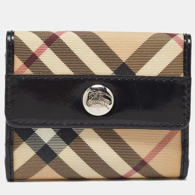 Pre-owned Burberry Beige/black Nova Check Pvc And Patent Leather Compact Wallet