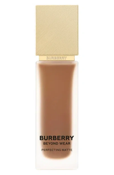 Burberry Beyond Wear Perfecting Matte Foundation In 125 Deep Warm