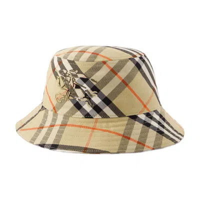 BURBERRY BURBERRY BIAS CHECK BUCKET HAT