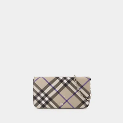 BURBERRY BURBERRY BIN WALLET ON CHAIN