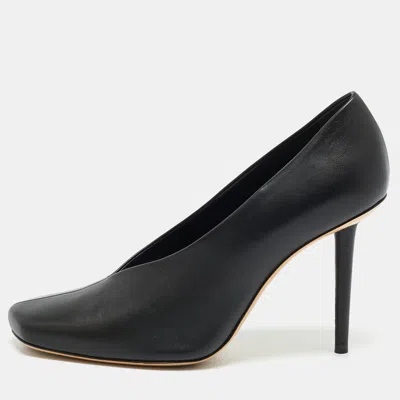 Pre-owned Burberry Black Leather Baby Pumps Size 39 In Silver