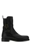 Burberry Round Toe Leather Ankle Boots With Pull Tab In Black
