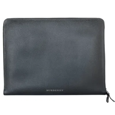 Pre-owned Burberry Black Leather Clutch Bag ()