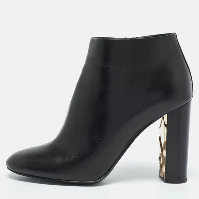 Pre-owned Burberry Black Leather Equestrian Kennard Ankle Length Boots Size 39.5