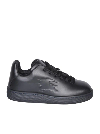 BURBERRY BLACK LEATHER SNEAKERS