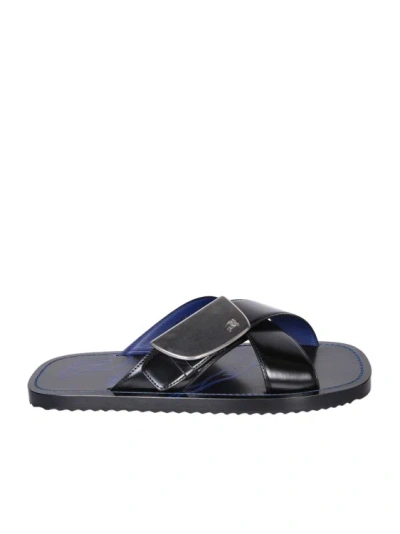 Burberry Black Sandals With Crisscross Straps In Grey