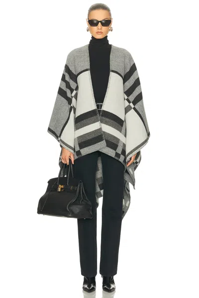 Burberry Blanket Cape In Gray