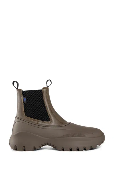 Burberry Leather Scoot Chelsea Boots In Green