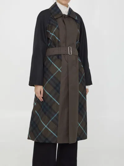 Burberry Bradford Reversible Raincoat In Green