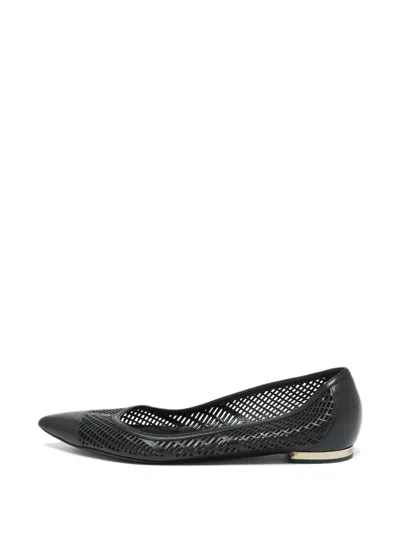 Pre-owned Burberry Bradshaw Laser-cut Flats In Black