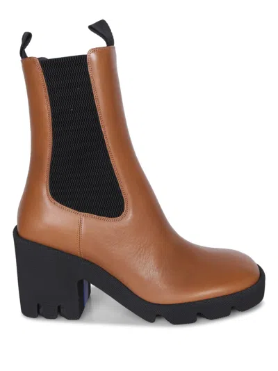 Burberry Brown Leather Boots With Chunky Heel In Black