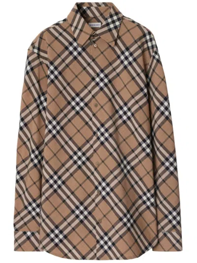 Burberry Long Sleeved Buttoned Checked Shirt In Brown