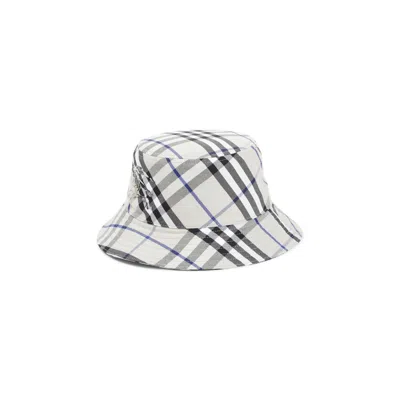 Burberry Bucket Hat In White