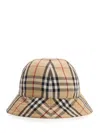 BURBERRY BUCKET HAT IN VINTAGE CHECK