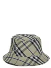 Burberry Bucket Hat In Lichen
