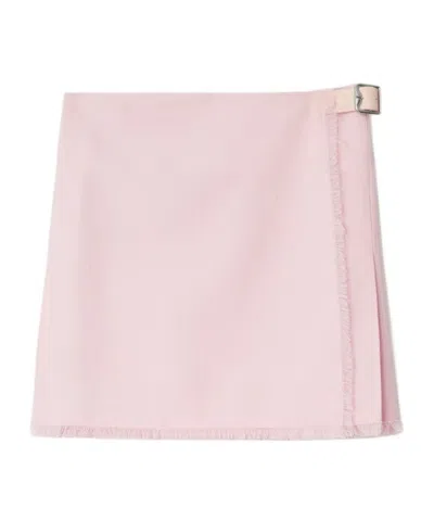 BURBERRY BURBERRY BUCKLE-FASTENED FRAYED-HEM PLEATED KILT