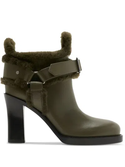 Burberry Leather-shearling Stirrup Boots 85 In Loch