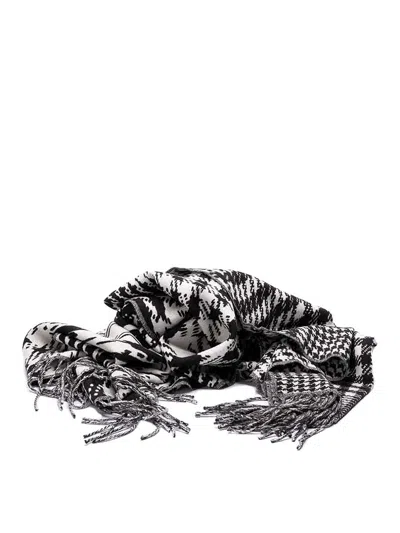 Burberry Scarf In Black