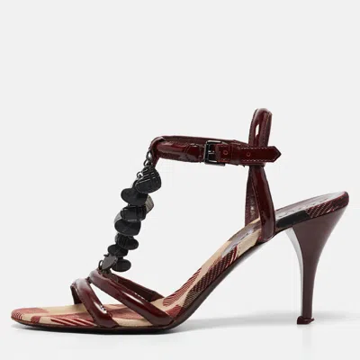 Pre-owned Burberry Burgundy Patent Leather Heart Chain Detail Ankle Strap Sandals Size 38