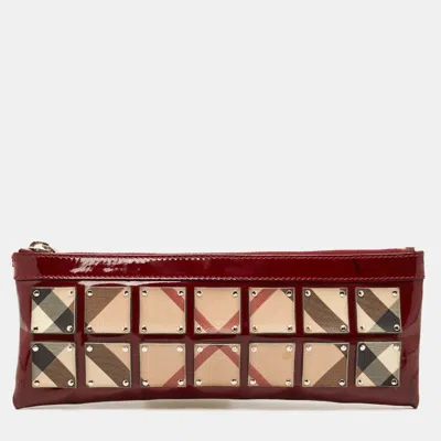 Pre-owned Burberry Burgundy/beige Super Nova Check Pvc And Patent Leather Wristlet Clutch In Red